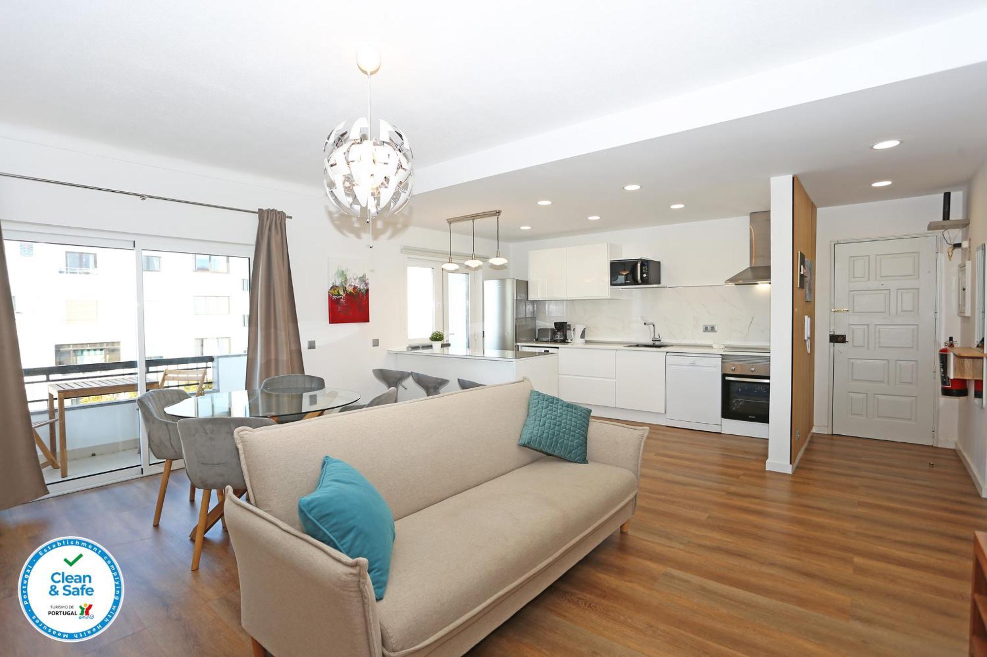 Apartment B61 - Carnation Sun *